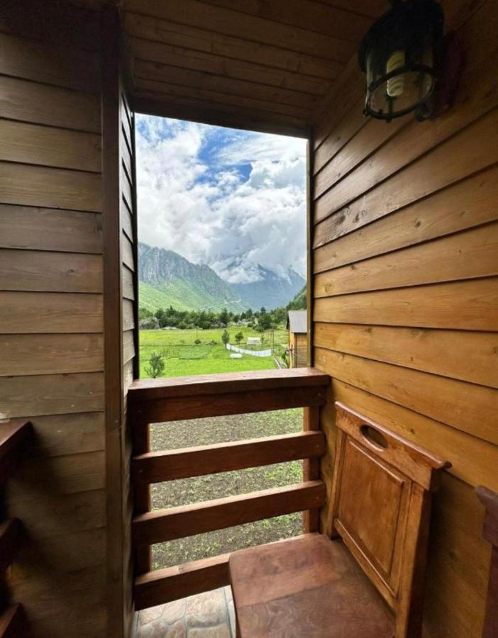 Residence: Quku I Valbones Екстер'єр фото